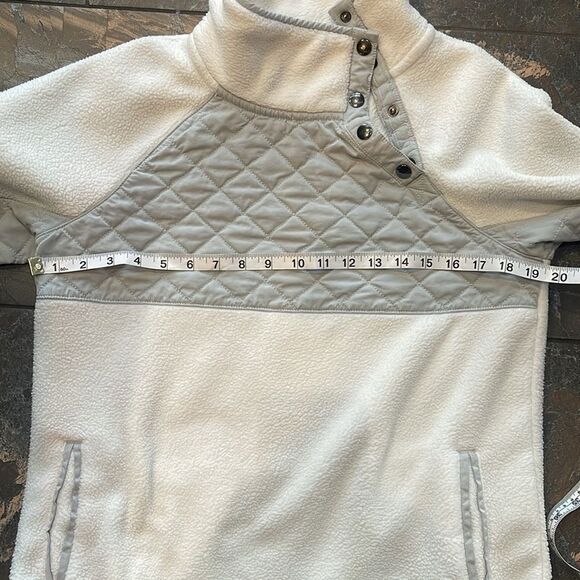 Abercrombie & Fitch Asymmetrical Snap Fleece Sweatshirt GREY & White Size Small - Picture 7 of 12